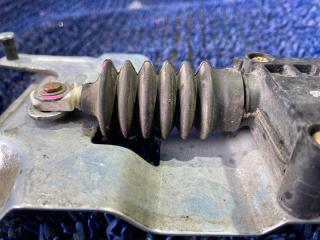 Активатор левый задний NISSAN SERENA TNC24 8300009694 2 ракурс