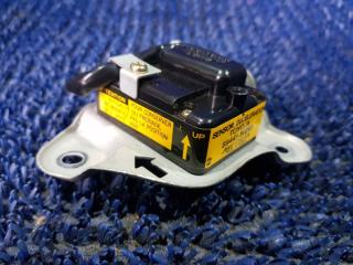 Датчик замедления TOYOTA CRESTA JZX93 1JZGE 89441-14010 3 ракурс