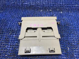 Подстаканник передний MITSUBISHI DINGO CQ2A 2 ракурс