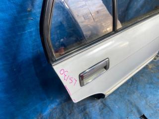 Дверь правая задняя TOYOTA CROWN LS130 2 ракурс