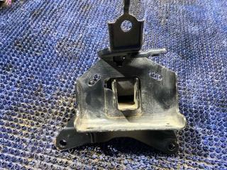 Подушка двигателя левая TOYOTA SPADE NCP145 1NZFE 5 ракурс