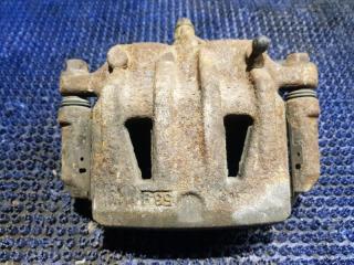 Суппорт правый передний NISSAN ELGRAND NE51 VQ35DE 1 ракурс Суппорт правый передний NISSAN ELGRAND NE51 VQ35DE 1 ракурс