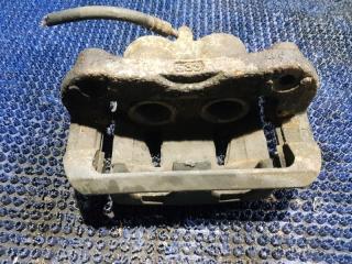 Суппорт правый передний NISSAN ELGRAND NE51 VQ35DE 3 ракурс Суппорт правый передний NISSAN ELGRAND NE51 VQ35DE 3 ракурс