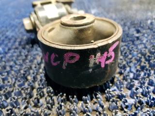 Подушка двигателя задняя TOYOTA SPADE NCP145 1NZFE 5 ракурс