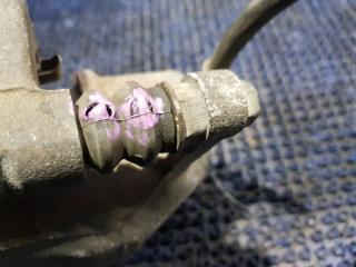Суппорт правый передний TOYOTA SPADE NCP145 1NZFE 4 ракурс