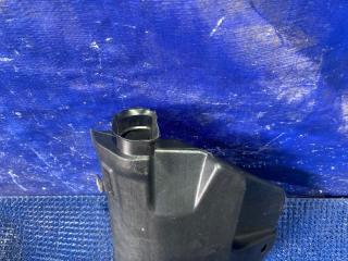 Воздуховод MITSUBISHI DELICA PD6W MB947612 4 ракурс Воздуховод MITSUBISHI DELICA PD6W MB947612 4 ракурс