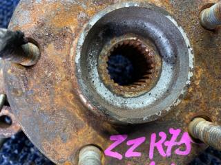 Ступица левая передняя TOYOTA NOAH ZRR75 3ZRFE 3 ракурс