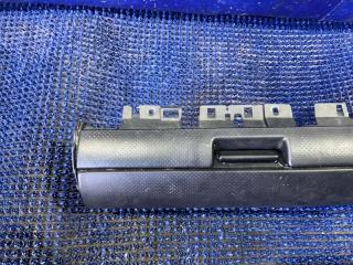 Бардачок NISSAN SKYLINE V35 68560 AL510 3 ракурс