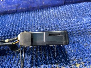 Электронный блок TOYOTA ESTIMA ACR55 61b260000 4 ракурс