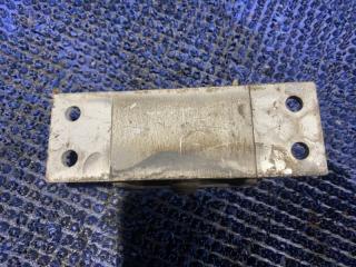 Подушка акпп NISSAN FUGA PNY50 VQ35DE 4 ракурс Подушка акпп NISSAN FUGA PNY50 VQ35DE 4 ракурс
