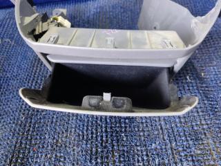 Бардачок TOYOTA IPSUM ACM21 58810-44080 2 ракурс