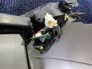 Бардачок TOYOTA IPSUM ACM21 58810-44080 5 ракурс