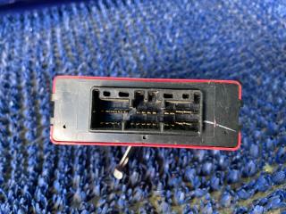 Блок управления TOYOTA WISH ZNE14 1ZZ 89960-68030 2 ракурс