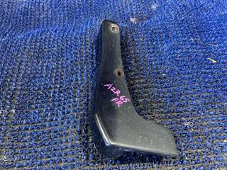 Накладка на крыло передняя TOYOTA NOAH AZR65 1AZ 76902-28020 2 ракурс