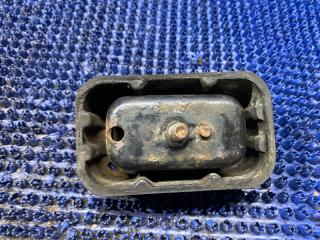 Подушка двигателя левая SUZUKI JIMNY JB23W K6A 4 ракурс Подушка двигателя левая SUZUKI JIMNY JB23W K6A 4 ракурс