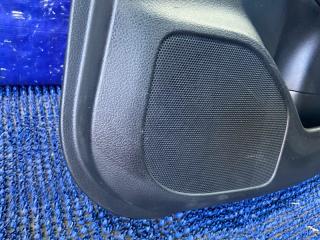 Карта двери правая задняя TOYOTA CROWN GRS210 67703–X 4 ракурс