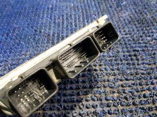 Блок efi NISSAN MARCH NK13 HR12DE A56E39 4 ракурс