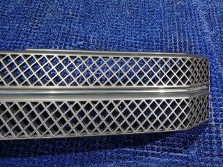 Решетка радиатора TOYOTA VOXY AZR65 53101-28220 5 ракурс
