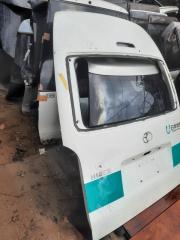 Дверь 5-я TOYOTA HIACE KDH205 3 ракурс