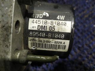 Блок abs TOYOTA BB QNC25 K3VE 89540-B1040 4 ракурс