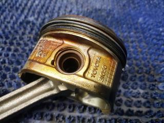 Поршень TOYOTA CROWN GRS180 4GRFSE 4 ракурс