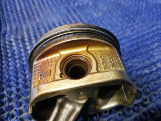 Поршень TOYOTA CROWN GRS180 4GRFSE 3 ракурс