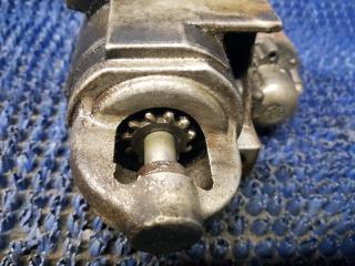 Стартер VOLVO V50 MW68 B5254T3 5 ракурс Стартер VOLVO V50 MW68 B5254T3 5 ракурс