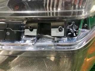 Фара левая передняя TOYOTA VOXY AZR65 28-182 3 ракурс Фара левая передняя TOYOTA VOXY AZR65 28-182 3 ракурс