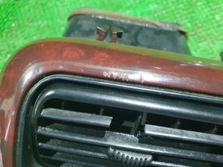Консоль магнитофона TOYOTA GRANVIA KCH16 55405-26060 2 ракурс Консоль магнитофона TOYOTA GRANVIA KCH16 55405-26060 2 ракурс