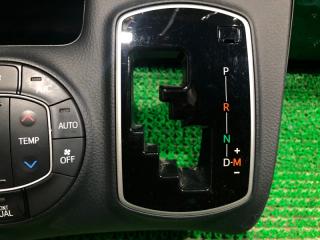 Блок управления климат-контролем передний TOYOTA NOAH ZRR85 5545228080 3 ракурс