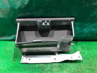 Бардачок NISSAN SUNNY FB13 6850050y00 5 ракурс