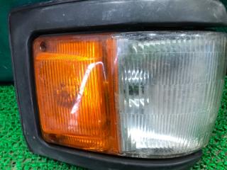 Габарит правый передний MAZDA BONGO SSE8R 041-0626 2 ракурс