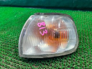 Габарит левый передний NISSAN SUNNY FB13 3339 2 ракурс Габарит левый передний NISSAN SUNNY FB13 3339 2 ракурс
