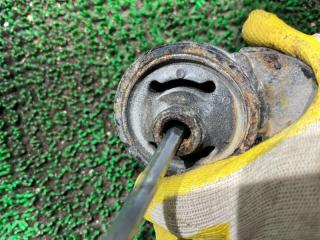 Подушка редуктора передняя MITSUBISHI PAJERO IO H77W 4G94 4 ракурс