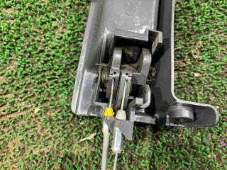 Ручка открытия багажника TOYOTA VISTA SV43 64641-32030 3 ракурс