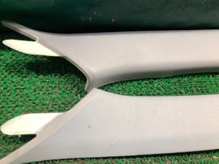 Накладка на стойку кузова передняя TOYOTA MARK II GX115 62212-22370  62211-22360 2 ракурс