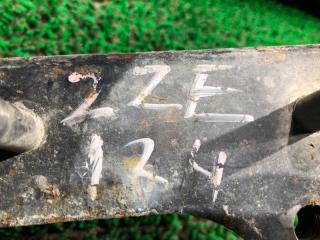 Подушка двигателя задняя TOYOTA COROLLA FIELDER ZZE124 1ZZFE 2 ракурс