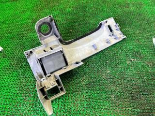 Пластик под руль TOYOTA GRANVIA KCH16 1KZT 55480-26080 3 ракурс