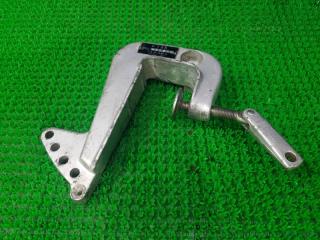 Струбцина правая YAMAHA P165