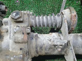 Редуктор передний MITSUBISHI PAJERO IO H77W 4G94 3 ракурс