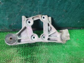 Подушка редуктора задняя TOYOTA NOAH ZRR75 3ZRFE 1 ракурс