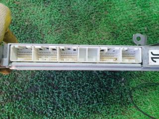 Блок efi TOYOTA NOAH AZR65 1AZFSE 89661-28B30 3 ракурс
