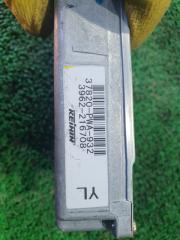 Блок efi HONDA FIT GD1 L13A 37820-PWA-932 3 ракурс