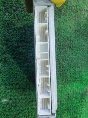 Блок efi TOYOTA NOAH AZR60 1AZFSE 89661-28B20 3 ракурс