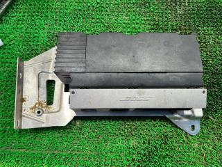 Усилитель звука AUDI A8 4E2 4E0910223F 2 ракурс Усилитель звука AUDI A8 4E2 4E0910223F 2 ракурс