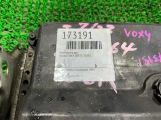 Блок efi TOYOTA NOAH ZRR75 3ZRFAE 89661-28C50 2 ракурс