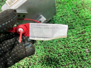 Блок управления abs TOYOTA HIACE REGIUS KCH46 1KZT 89540-26180 3 ракурс