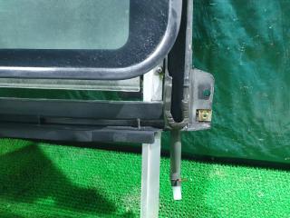 Люк передний TOYOTA HIACE KZH106 5 ракурс