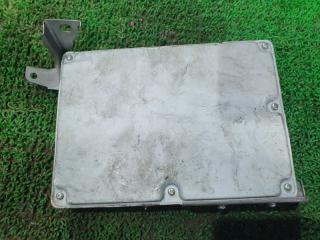 Блок efi TOYOTA ISIS ANM15 1AZFSE 89661-44510 3 ракурс
