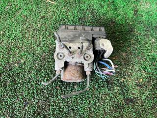 Блок abs TOYOTA NOAH AZR65 1AZFSE 44510-44120 2 ракурс Блок abs TOYOTA NOAH AZR65 1AZFSE 44510-44120 2 ракурс
